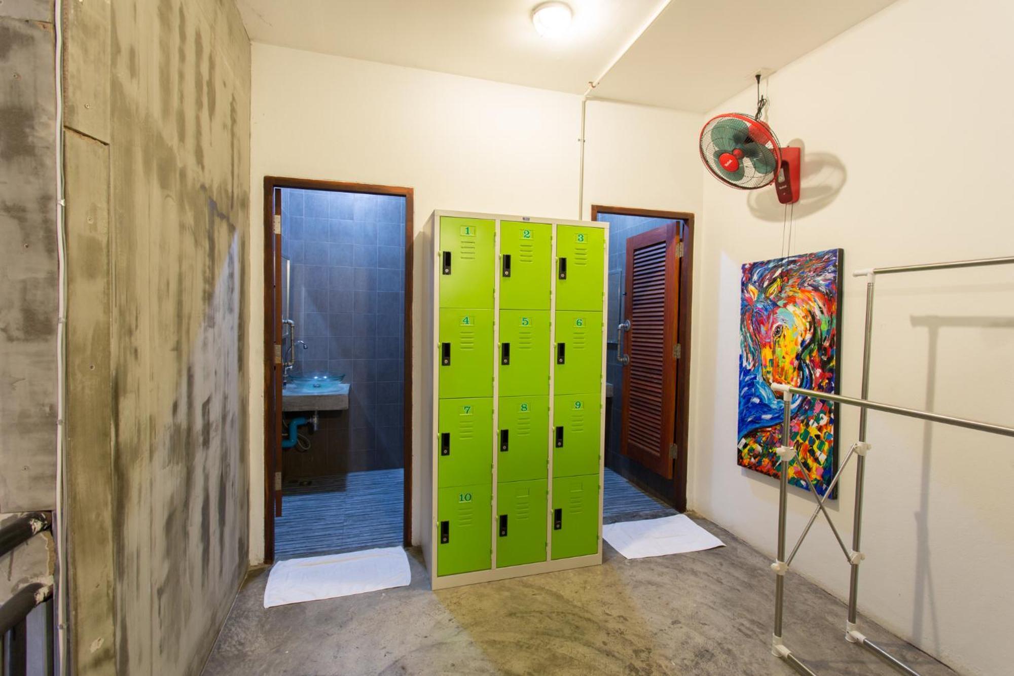 Zz Hostel Чиангмай Экстерьер фото