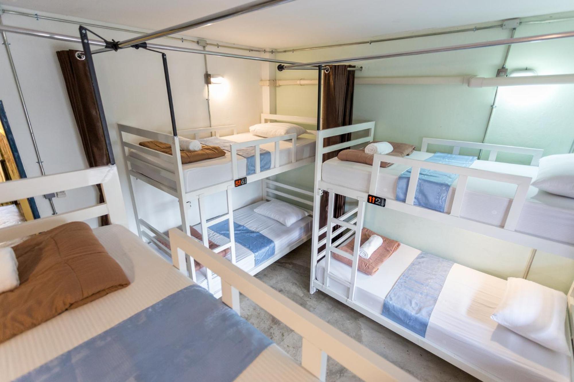 Zz Hostel Чиангмай Экстерьер фото