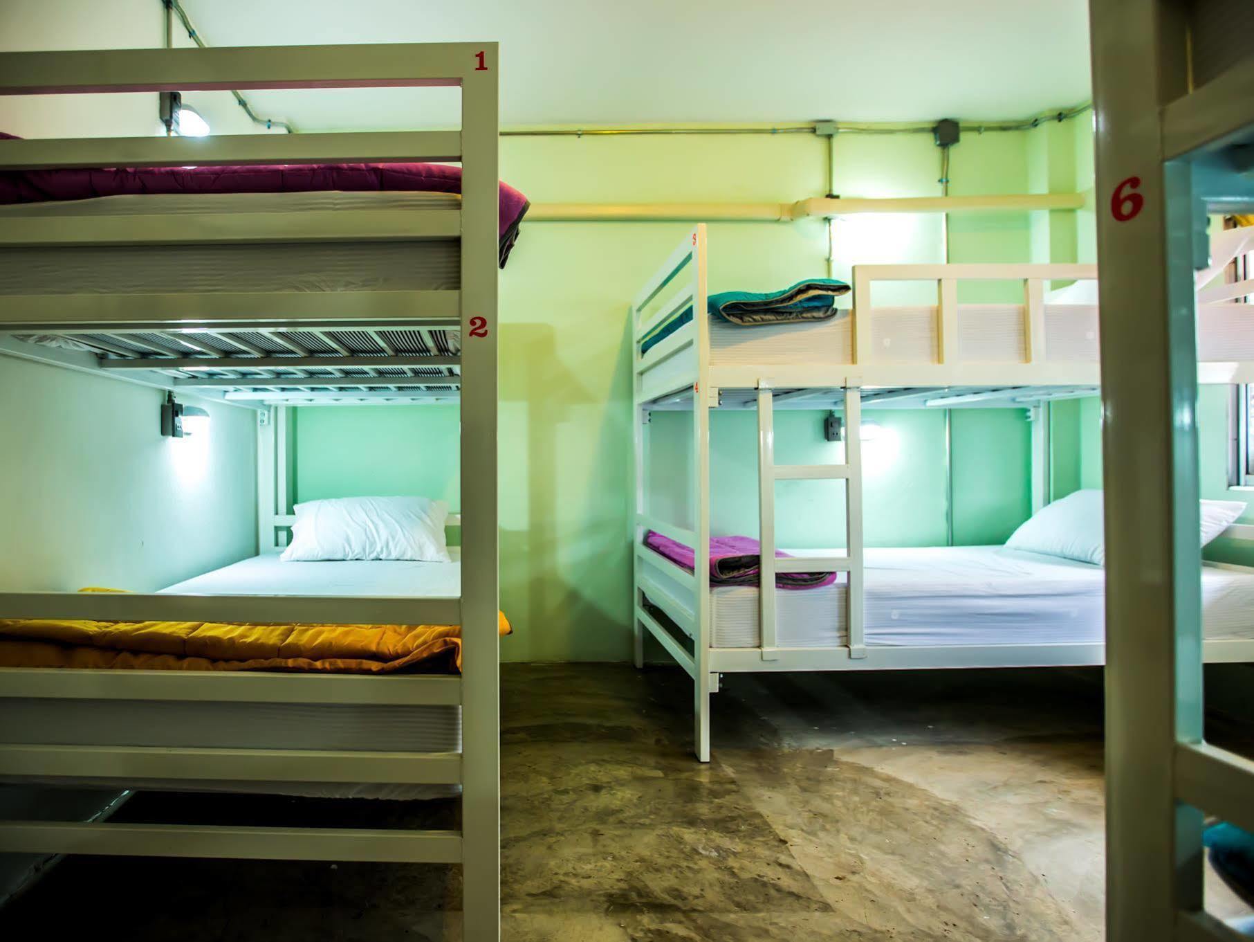 Zz Hostel Чиангмай Экстерьер фото